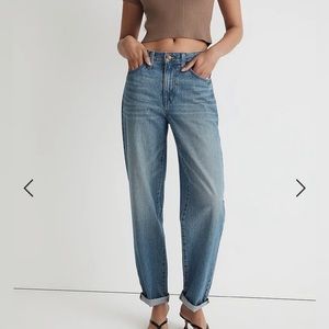 Madewell The Slouchy Boyjean in Astonia Wash